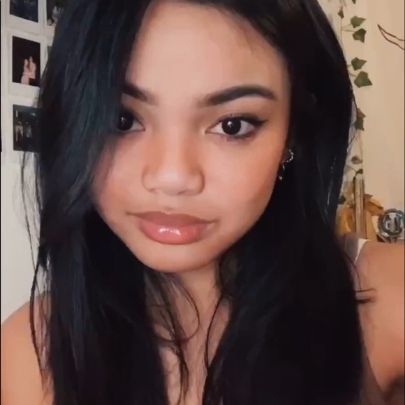 Meet your Posher, Lindsey - Picture 1 of 1